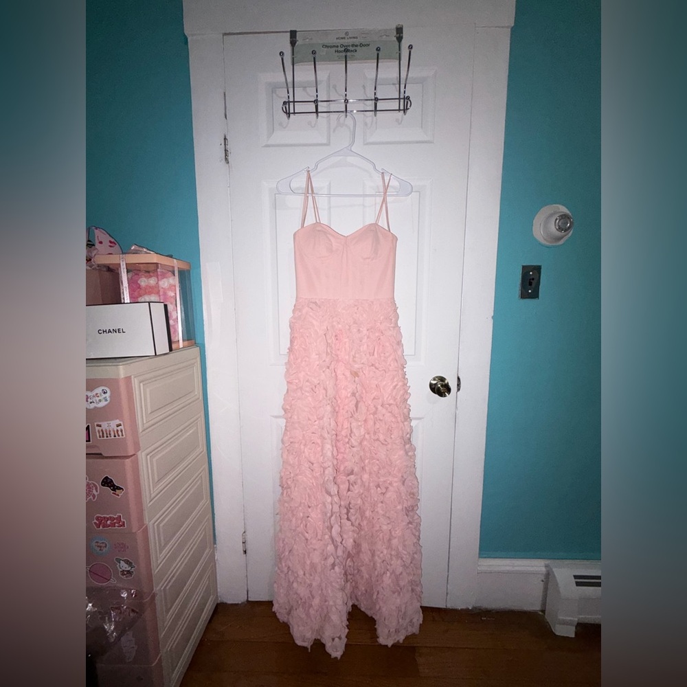 Aidan Mattox
Gown - Strapless Corset Rosette